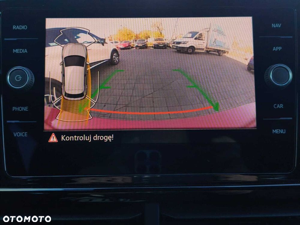 Volkswagen T-Roc 1.5 TSI R-Line DSG - 29