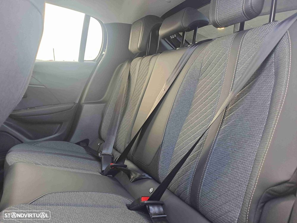 Peugeot e-208 51 kWh Allure - 9
