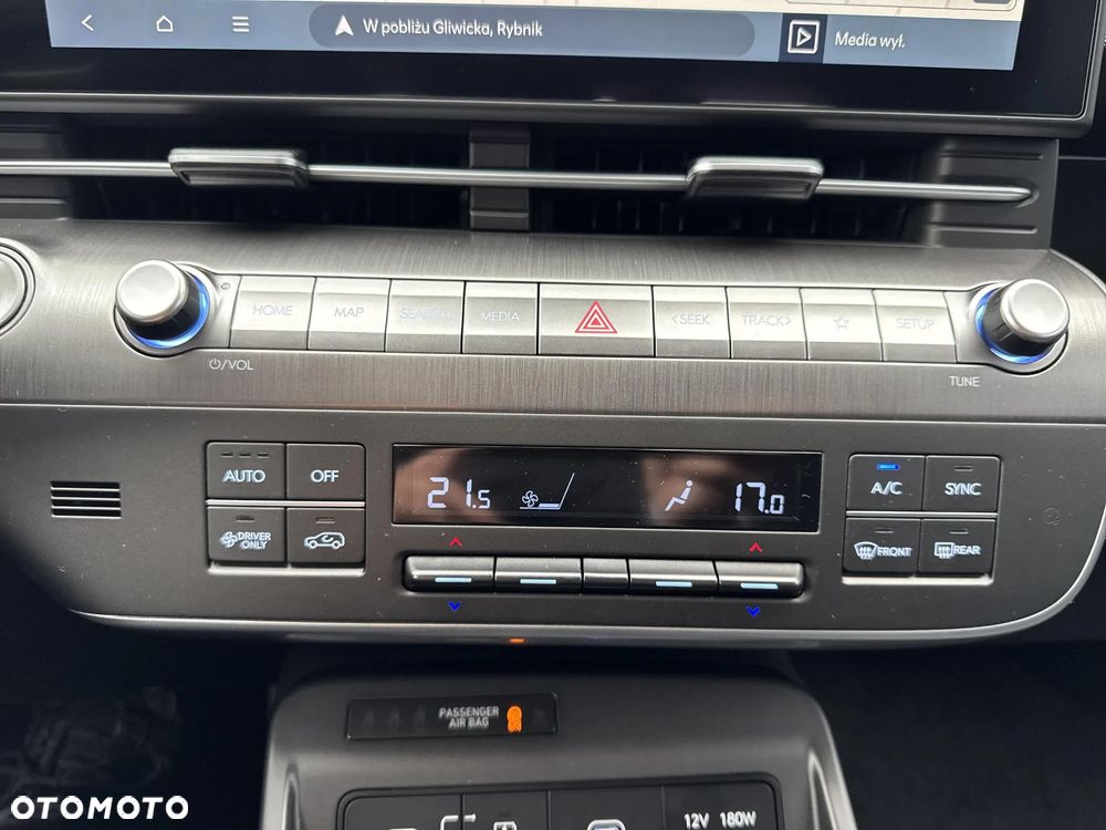 Hyundai Kona Electric 65kWh Executive - 27