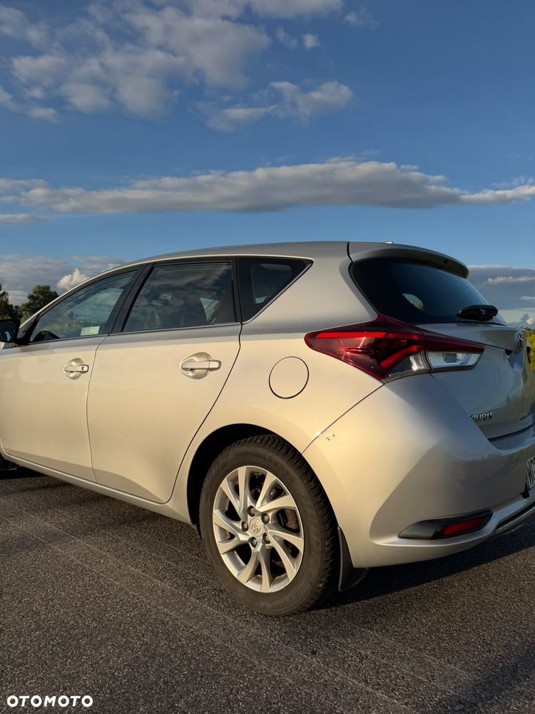 Toyota Auris 1.6 Classic Plus - 8
