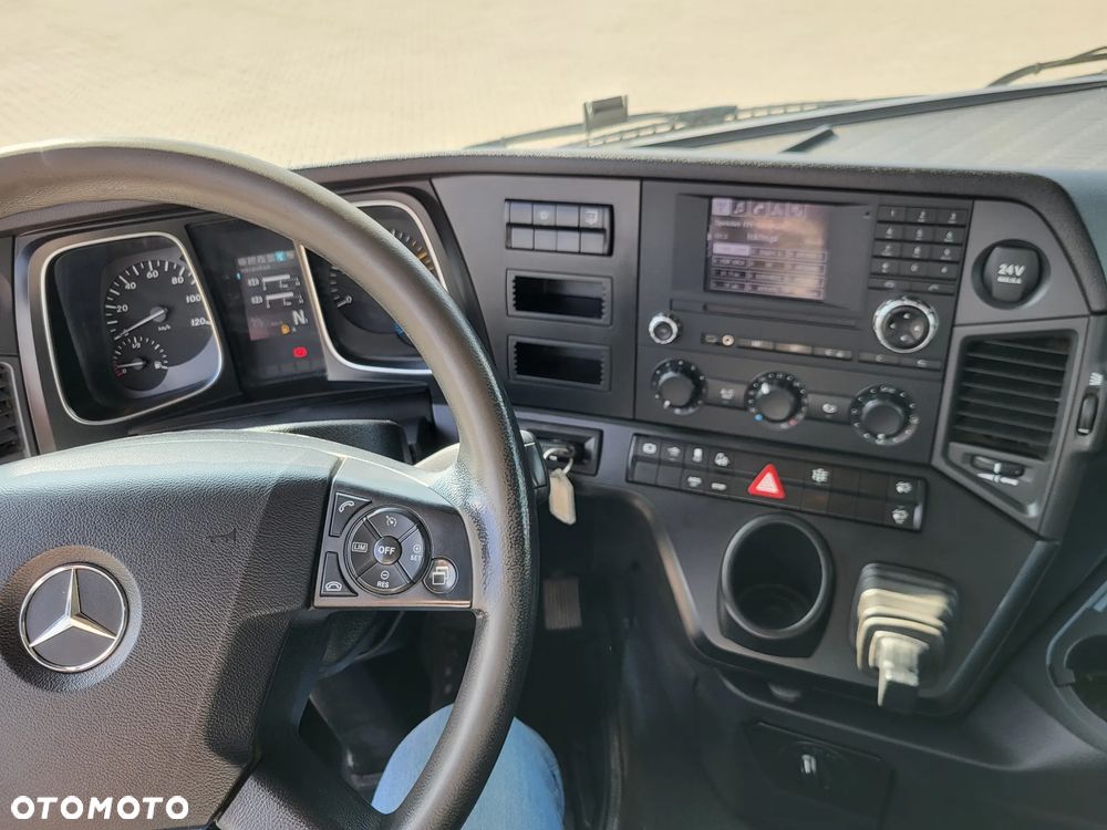 Mercedes-Benz Arocs 2645 6x4 budowlany DMC 66 ton z Niemiec - 17