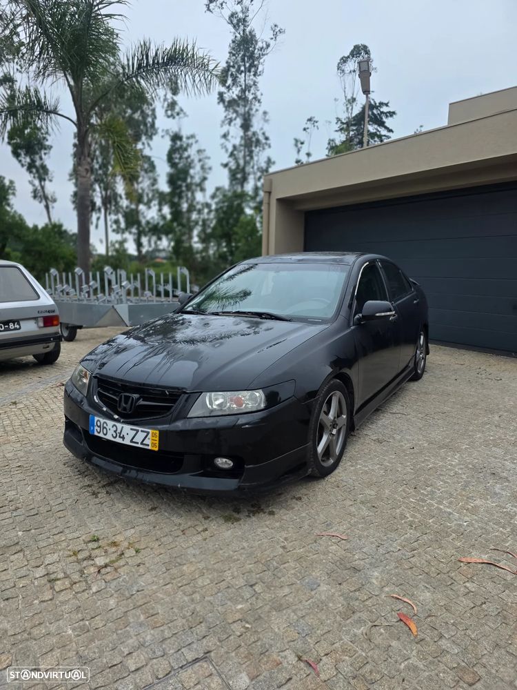 Honda Accord 2.4 Executive W/Navi Auto. - 2