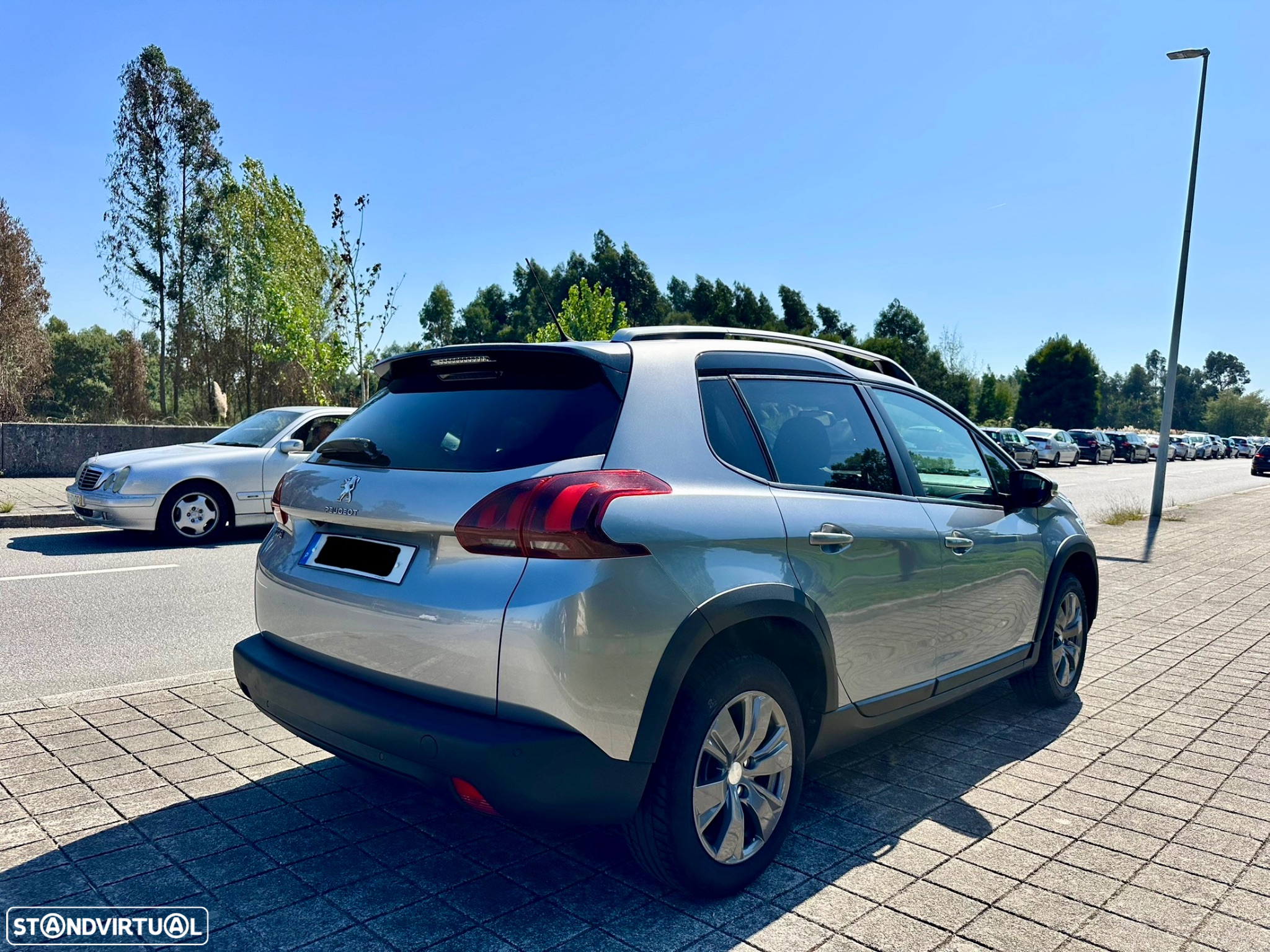 Peugeot 2008 1.2 PureTech Style - 7