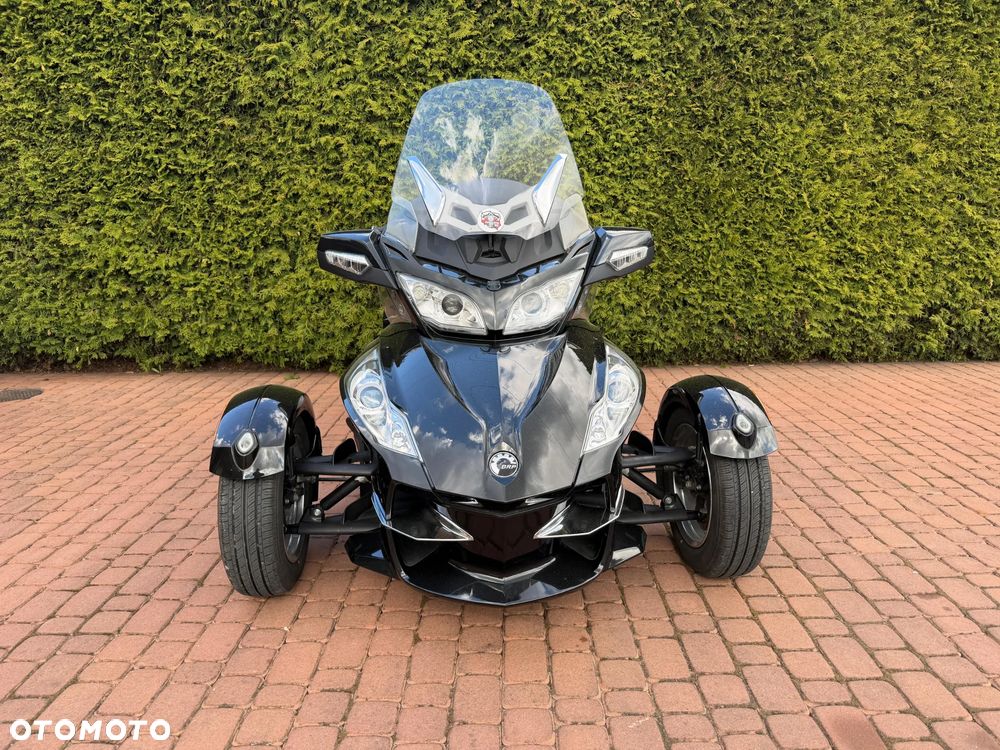 Can-Am Spyder - 3