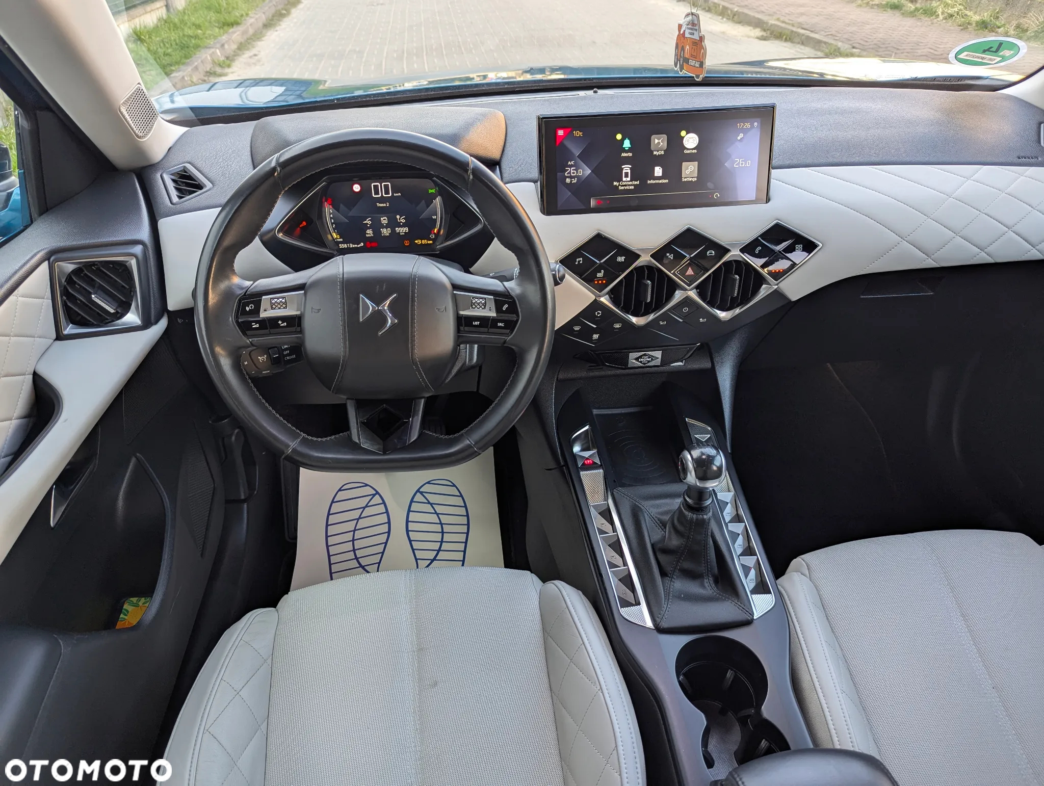 DS Automobiles DS 3 Crossback PureTech 100 Bastille - 8