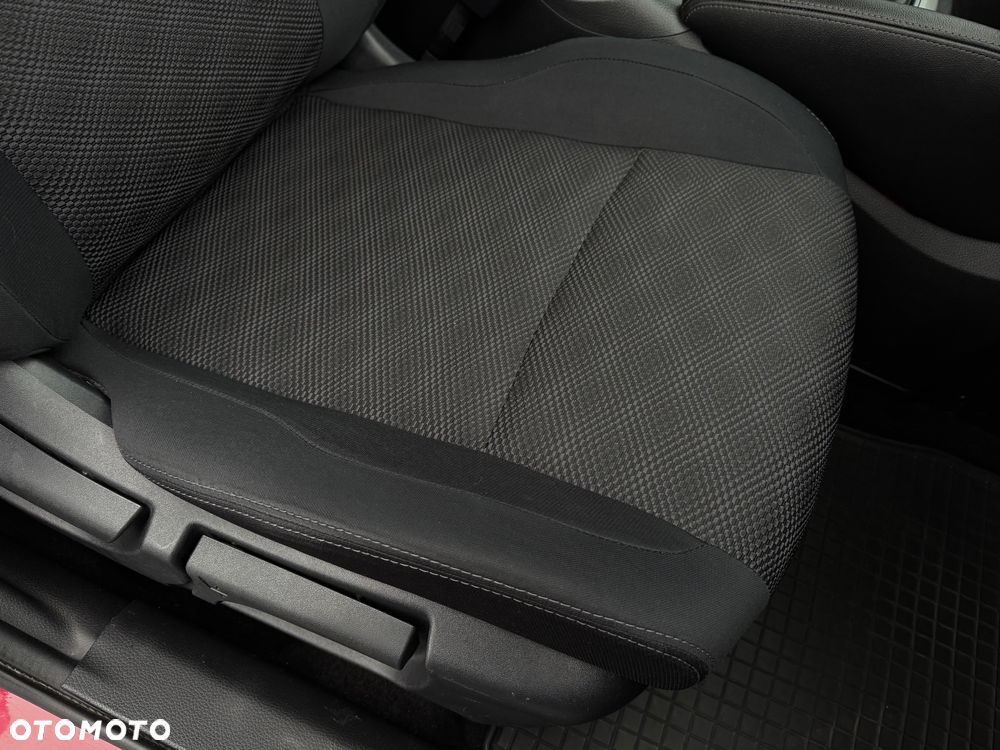 Nissan Qashqai 1.6 dCi 4x4 Acenta S&S - 25