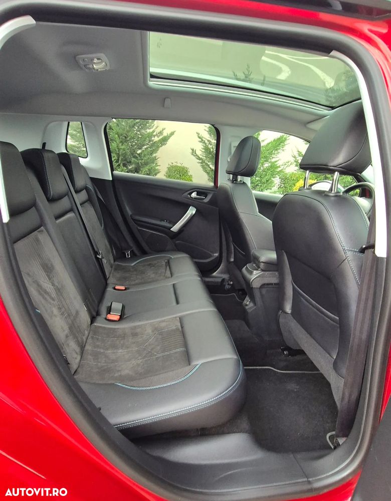 Peugeot 2008 PureTech 110 Stop&Start EAT6 Crossway - 14