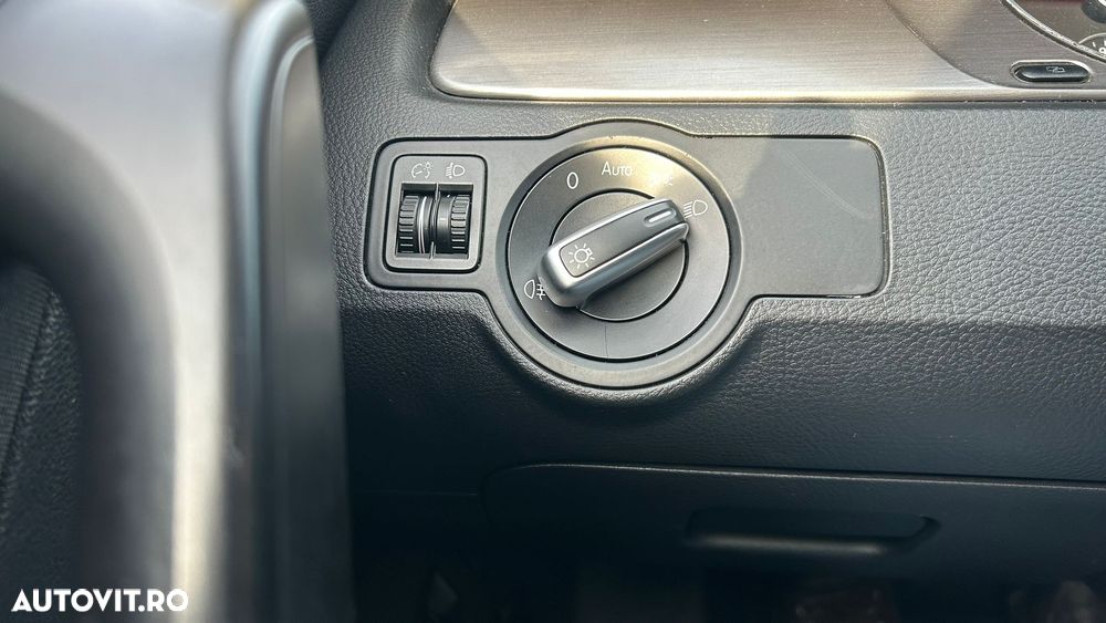 Volkswagen Passat 2.0 TDI BlueMotion Technology Highline - 9