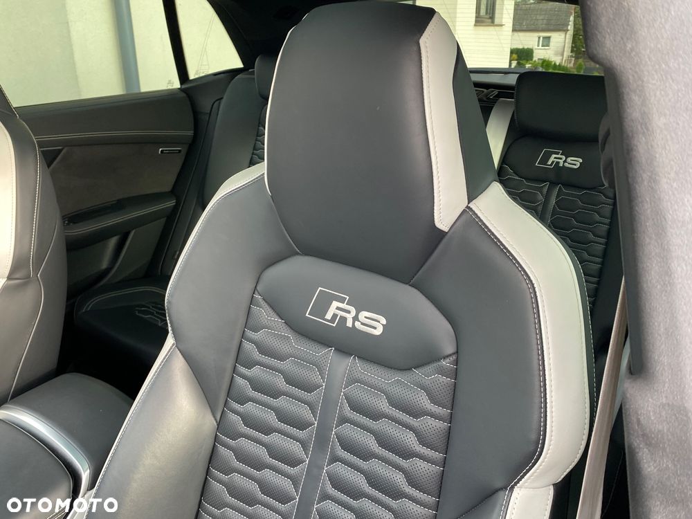 Audi RS Q8 - 17