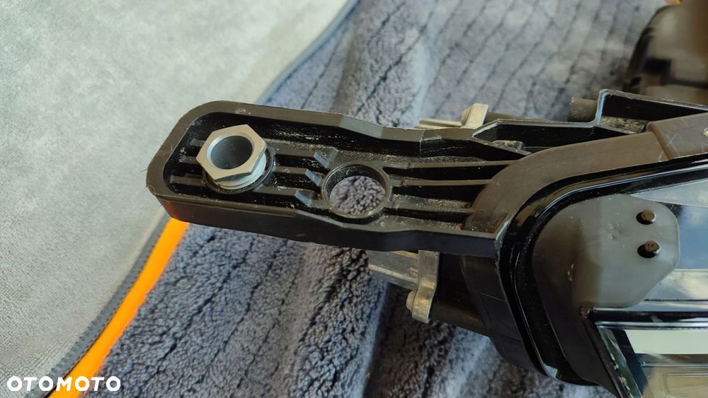Lampa Prawa Przednia Oryg. Vw ID5 ID 5 Uszkodz. - 4