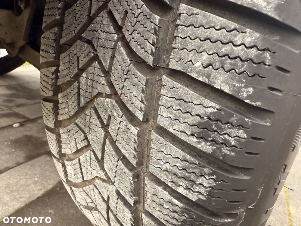 Volvo XC 60 D5 AWD Geartronic Summum - 30