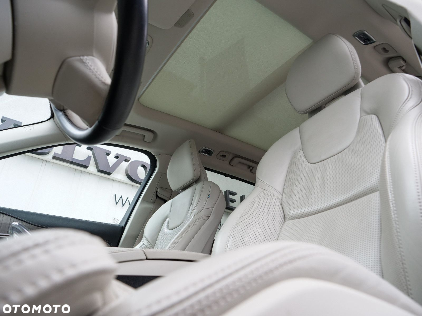 Volvo XC 90 - 12