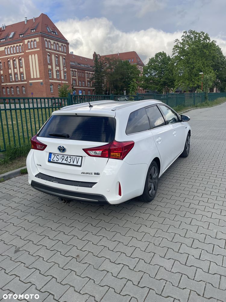 Toyota Auris - 5