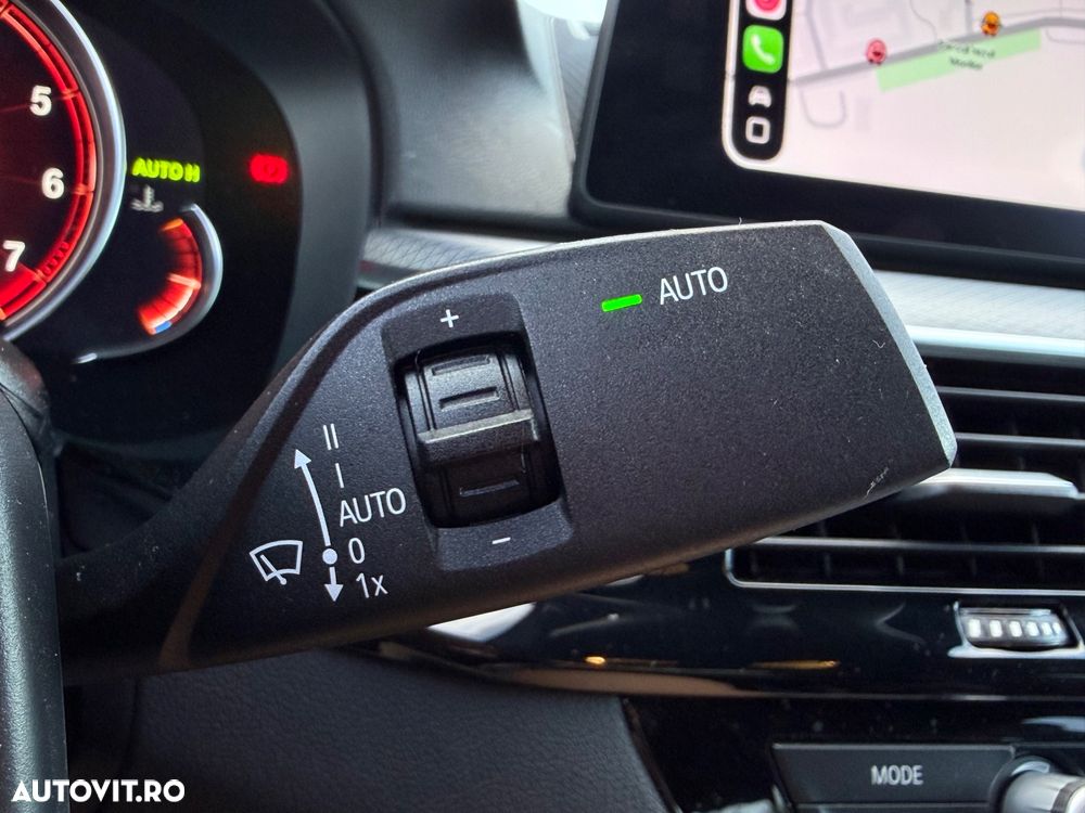 BMW Seria 5 540i xDrive AT - 22