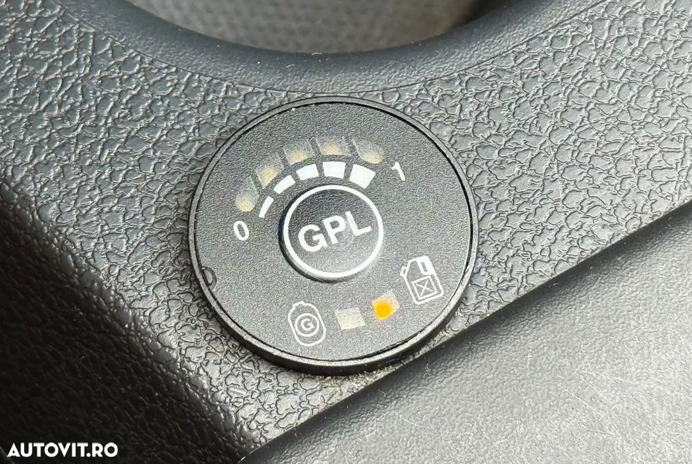 Dacia Lodgy 1.6 Laureate - 7
