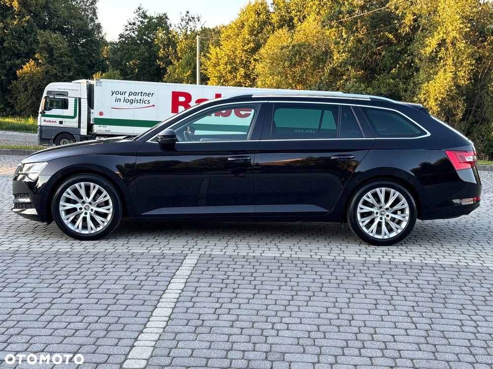 Skoda Superb 2.0 TDI DSG Premium Edition - 5