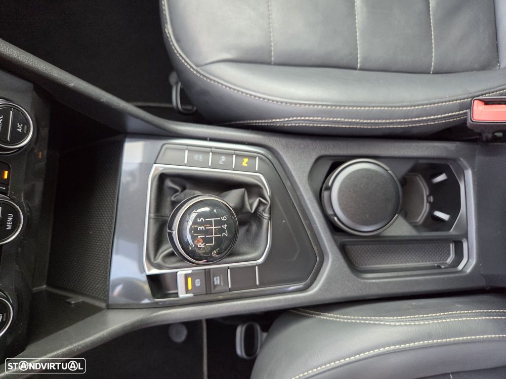 VW Tiguan 2.0 TDI Confortline - 24