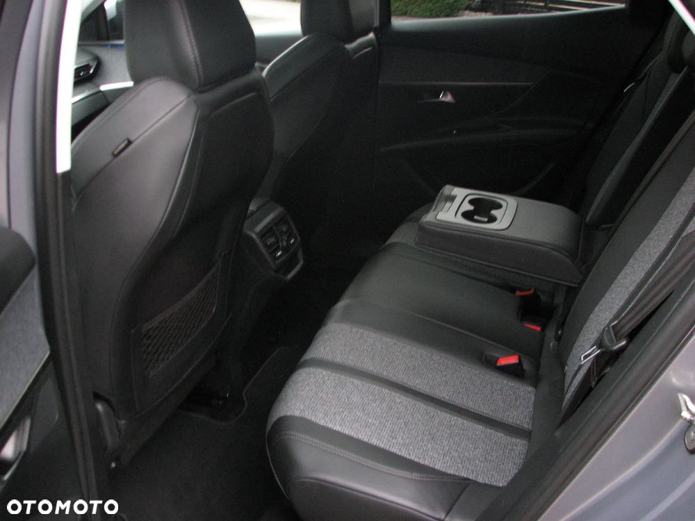 Peugeot 3008 BlueHDi 130 Stop & Start EAT8 Allure - 16