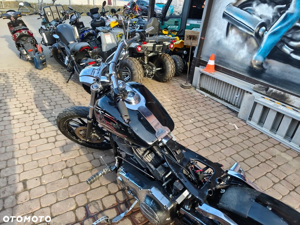 Harley-Davidson Dyna Super Glide - 12