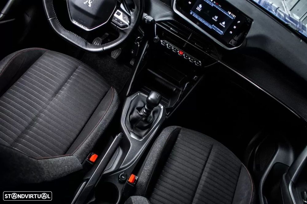 Peugeot 2008 1.2 PureTech Active - 32