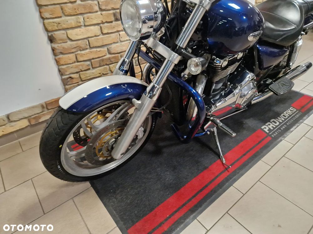 Triumph Thunderbird - 7