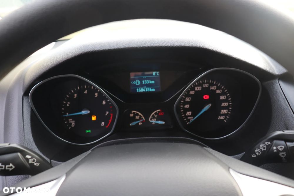 Ford Focus 1.0 EcoBoost Trend - 22