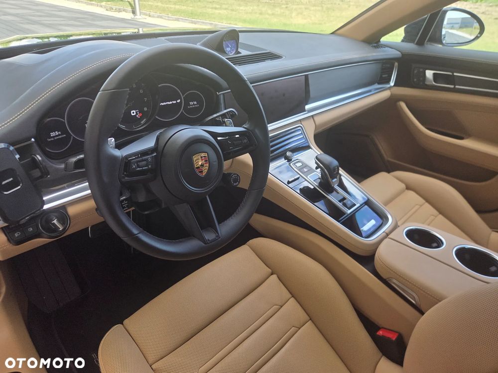 Porsche Panamera 4 E-Hybrid Platinum Edition - 9