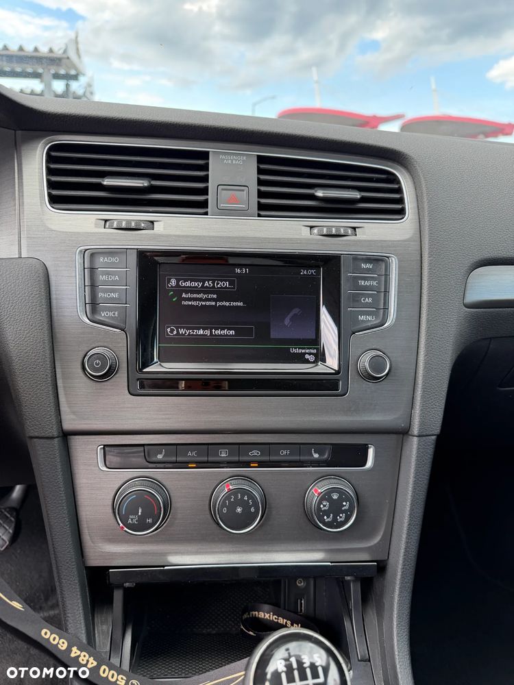 Volkswagen Golf 1.6 TDI Comfortline - 23