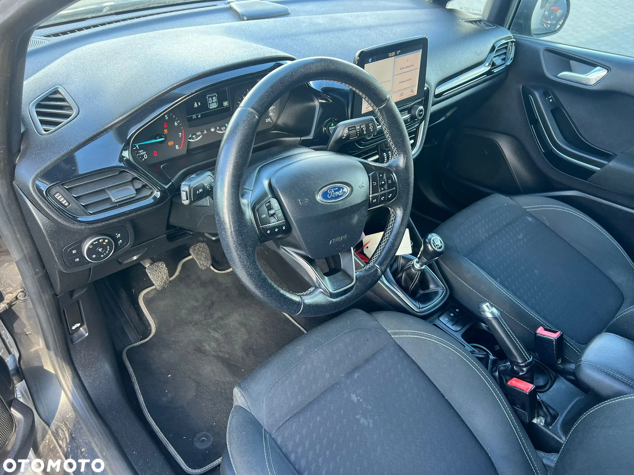 Ford Fiesta - 9