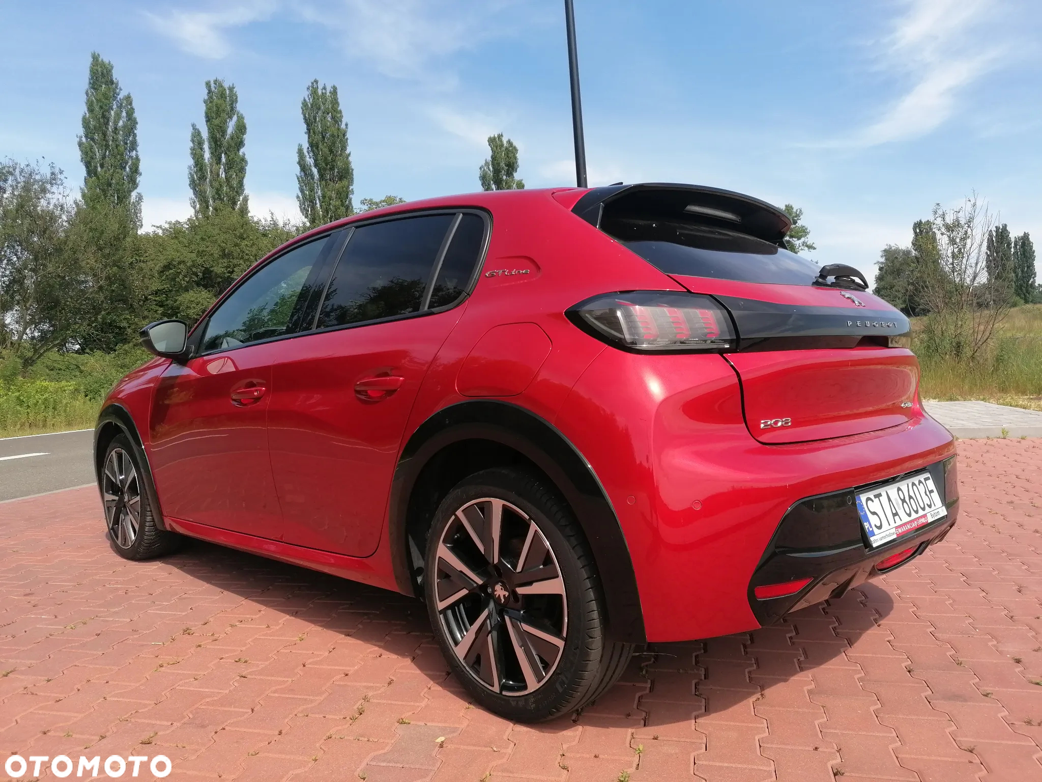 Peugeot 208 PureTech 100 GT - 14