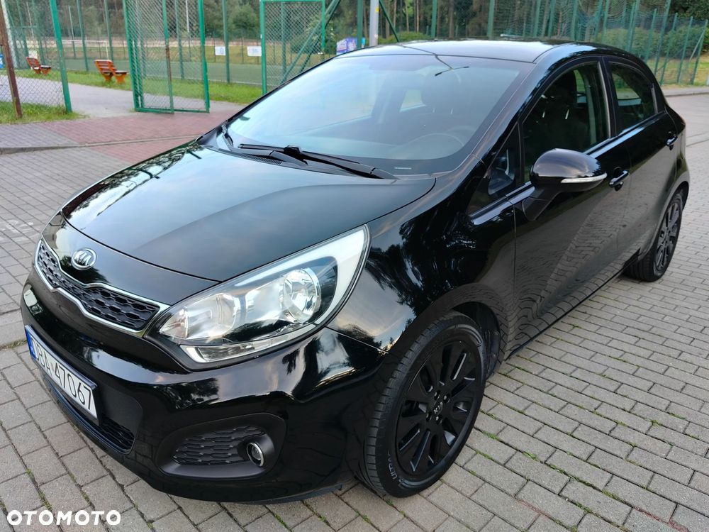 Kia Rio 1.2 Dream Team Edition - 3