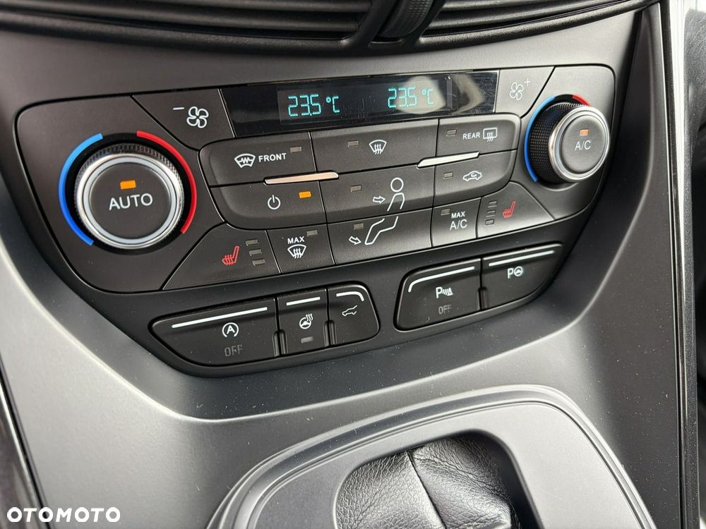 Ford Kuga - 21