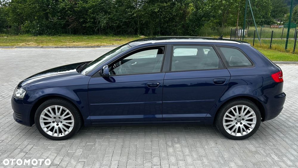Audi A3 Sportback 1.4 TFSI Ambiente - 3