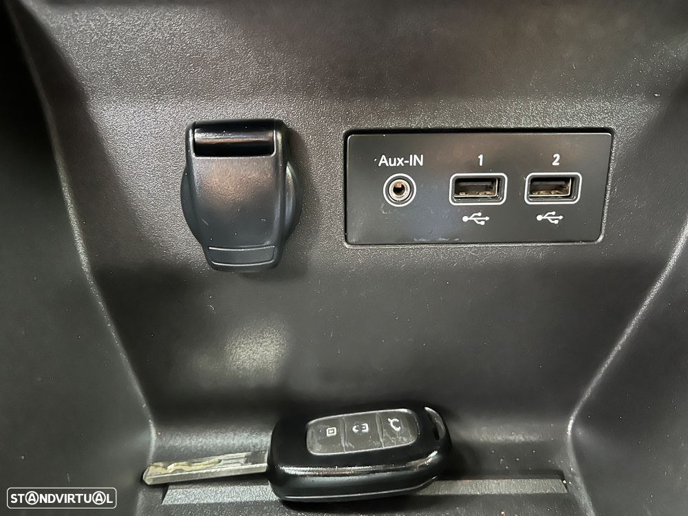 Renault Clio 1.0 TCe Limited - 19