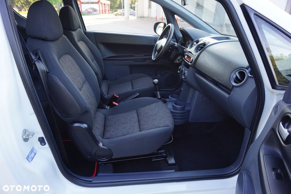 Mitsubishi Colt - 36