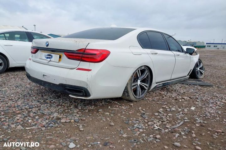 Dezmembrez BMW Seria 7 G11/G12 [2015 - 2020] Sedan 730d xDrive Steptr - 1