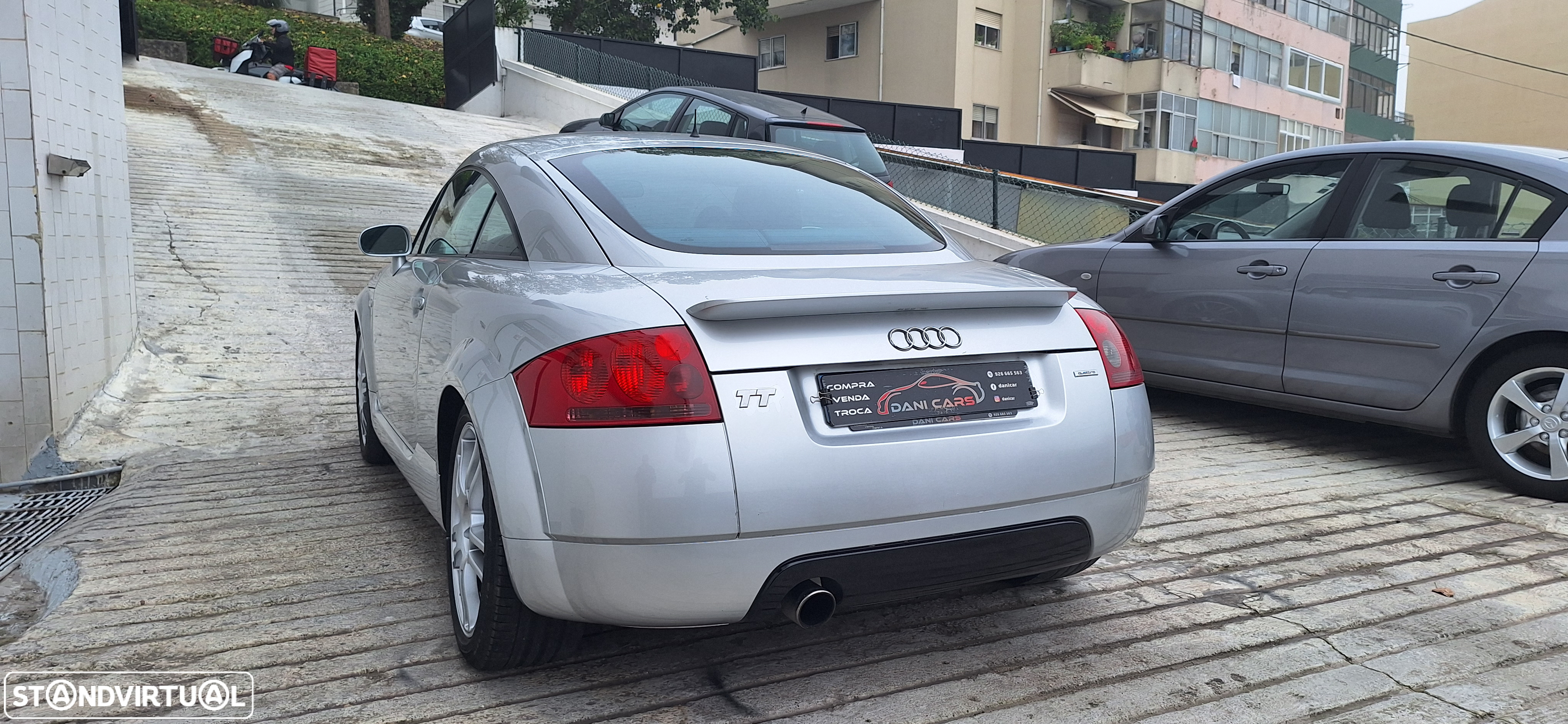 Audi TT Coupé 1.8 T quattro - 10