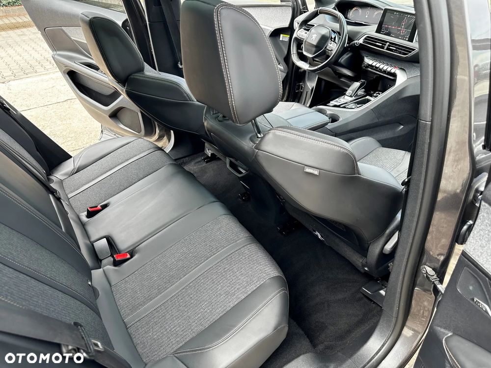 Peugeot 3008 - 22