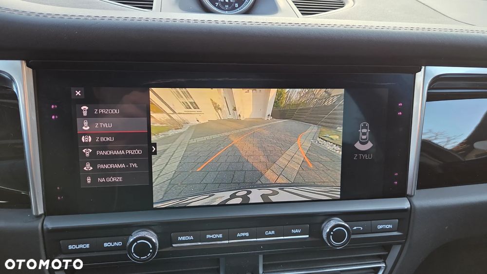 Porsche Macan S - 16