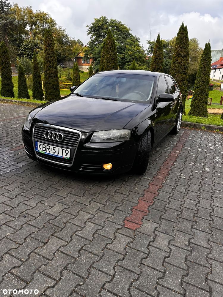 Audi A3 Sportback - 1