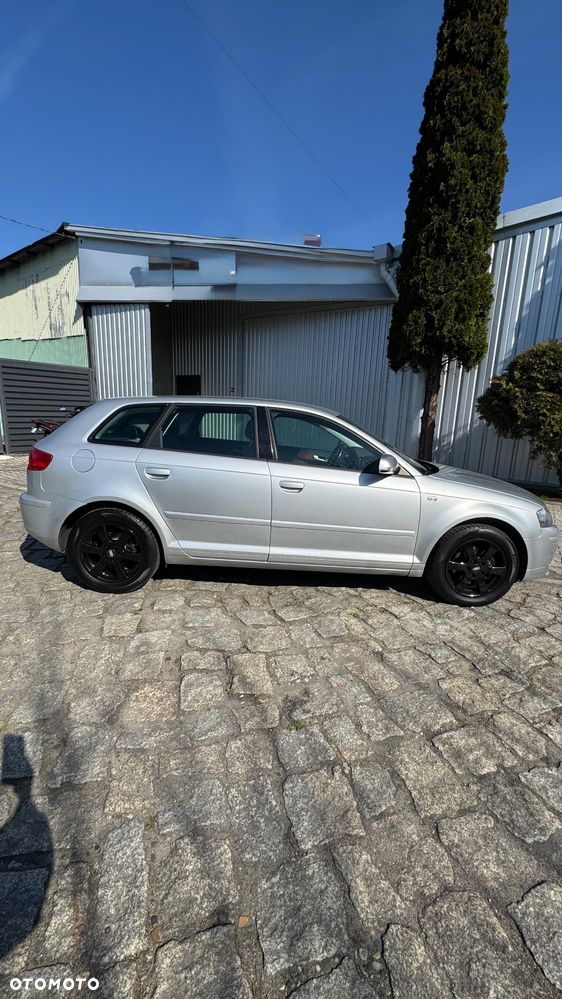 Audi A3 Sportback 2.0 FSI Ambiente Tiptr - 18