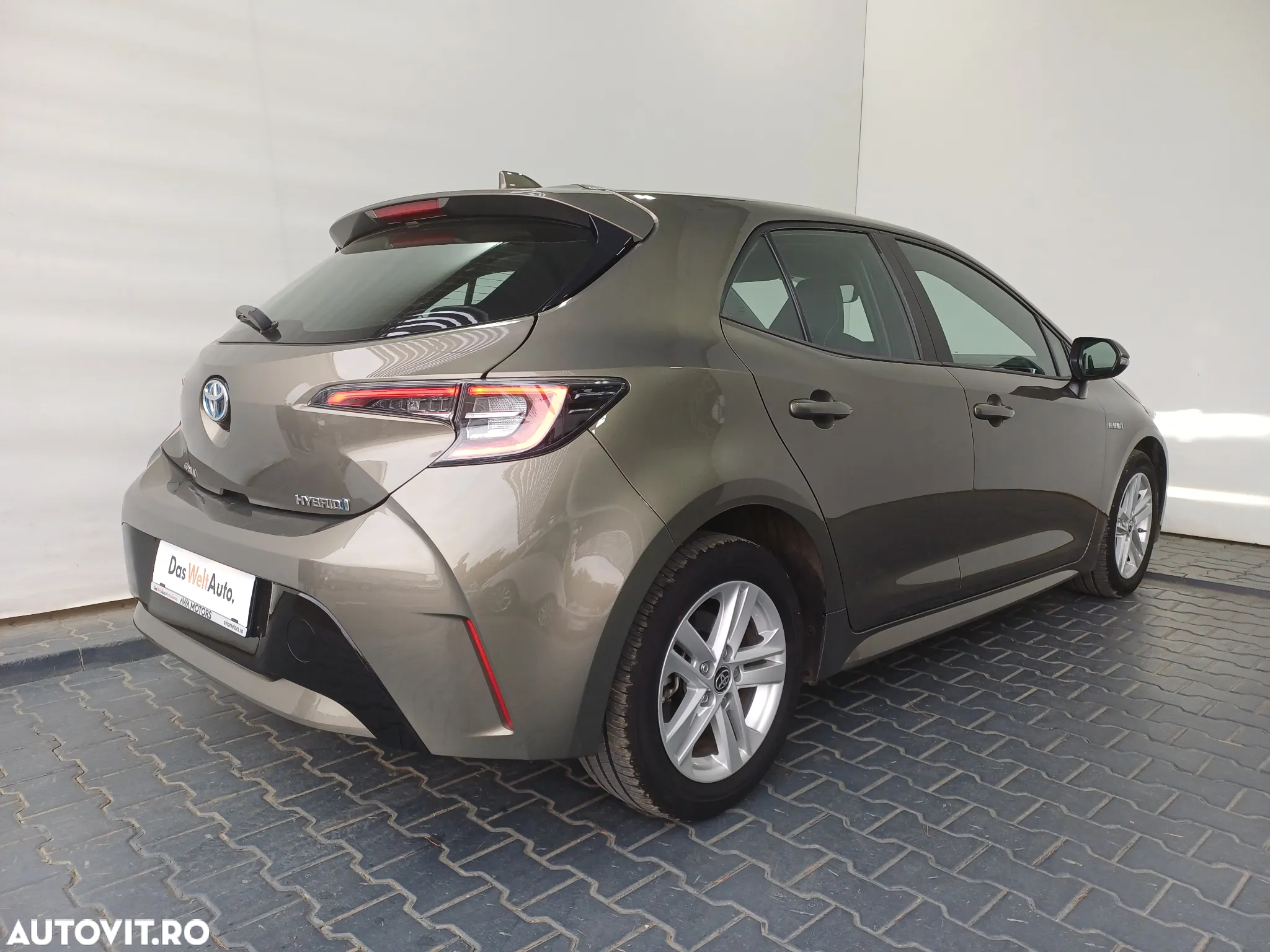 Toyota Corolla Sedan 1.8 HSD Dynamic - 25