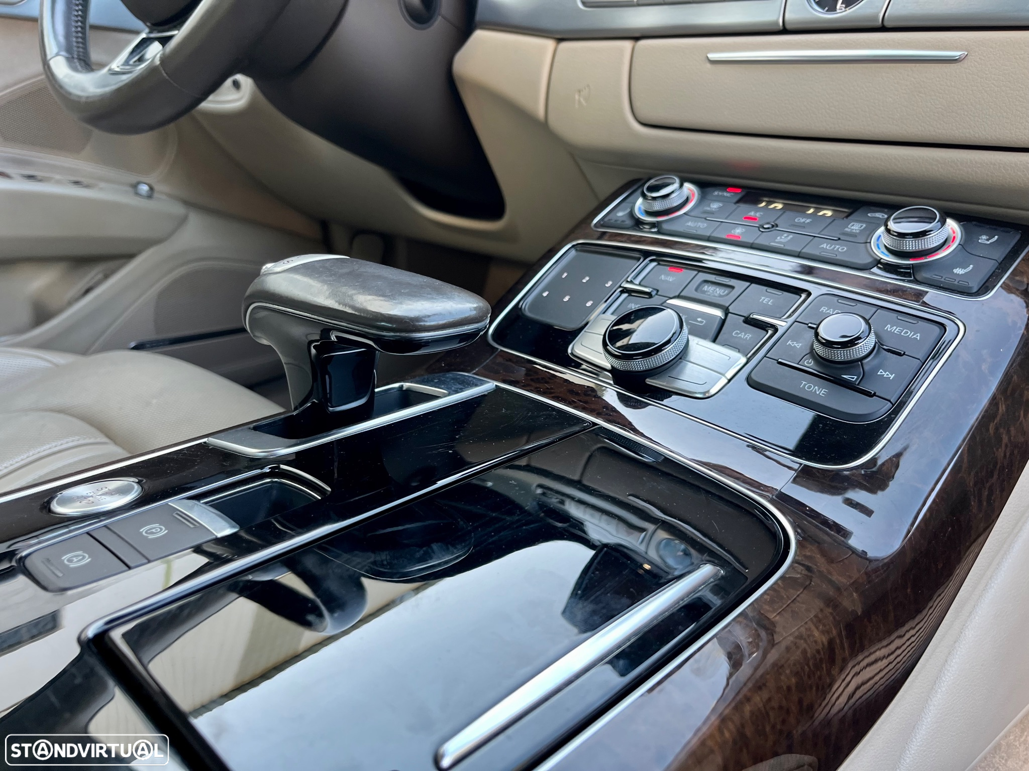 Audi A8 3.0 TDI V6 quattro Exclusive - 36