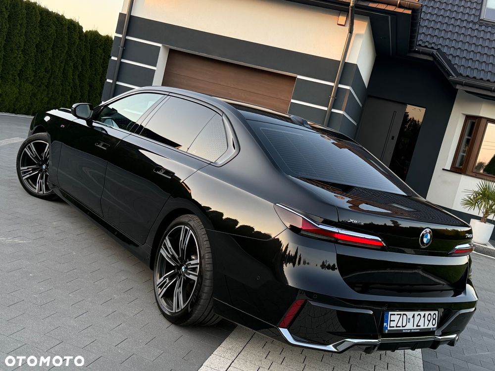BMW Seria 7 730d xDrive sport - 23