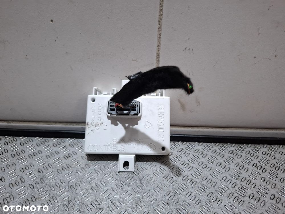 Moduł sterownik BIC Renault Clio IV nr 283464084R
