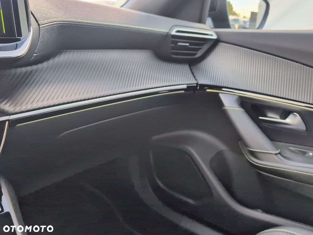Peugeot 2008 1.2 PureTech GT S&S EAT8 - 23