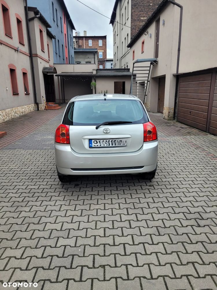 Toyota Corolla 1.6 VVT-i Terra - 5