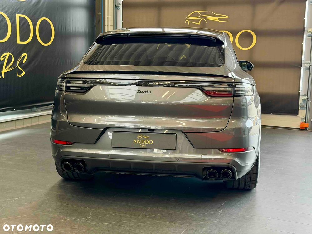 Porsche Cayenne Turbo - 13