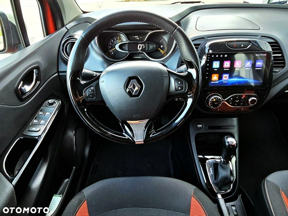 Renault Captur TCe 120 EDC Helly Hansen - 12