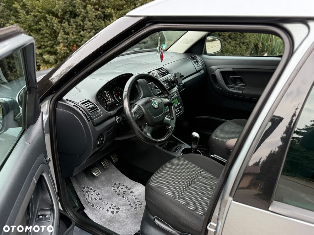 Skoda Roomster 1.6 TDI DPF Scout - 9